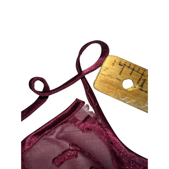 Vintage 90s Victoria Secret  Gold Label Maroon Teddy ruffles Lace Floral Medium - Picture 6 of 9